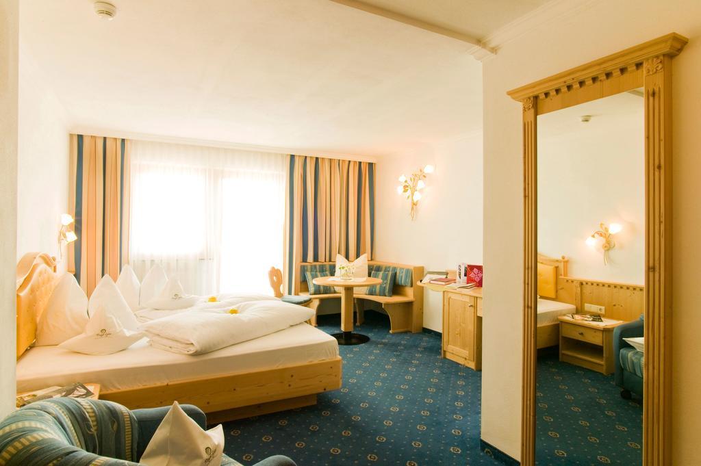 Hotel Ortler Tirolo Pokój zdjęcie